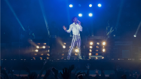 MICHAEL - mindevisning med Sing & Dance Along